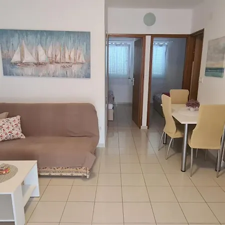 Apartament Teami *