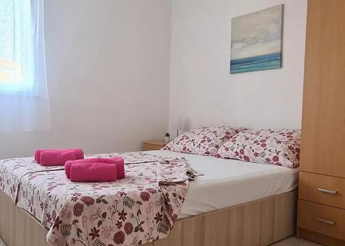 Teami Apartman Povljana
